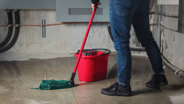 24/7 water damage repair in Lewistown, IL